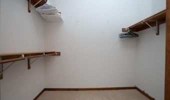 214 Hillside Dr, Baldwin City, KS 66006