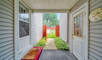 1058 Orchard Rd, Adrian, MI 49221