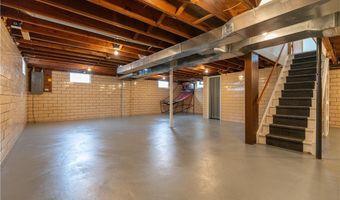 300 Homeworth Rd, Alliance, OH 44601