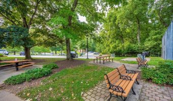 10619 MONTROSE Ave 202, Bethesda, MD 20814