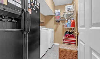 4020 ALTRURIA Rd, Bartlett, TN 38135