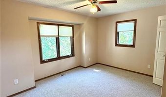 25 Elizabeth Dr, Bella Vista, AR 72715