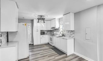 4719 25TH St N, Arlington, VA 22207