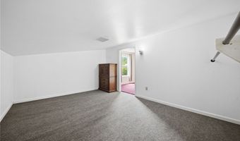 5390 Savannah Dr, Ashtabula, OH 44004