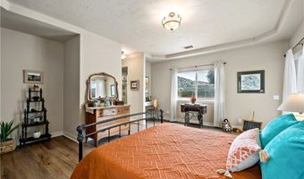 10204 Mount Olympus Valley Rd, Fallbrook, CA 92028