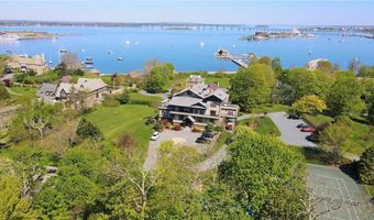 35 Chastellux Ave I, Newport, RI 02840