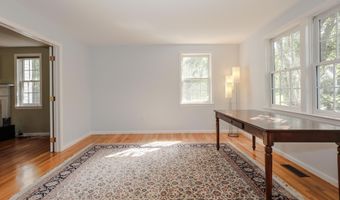 4 Jennifer Ln, Amherst, NH 03031