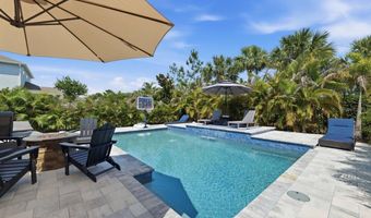 5554 SILVER SUN Dr, Apollo Beach, FL 33572