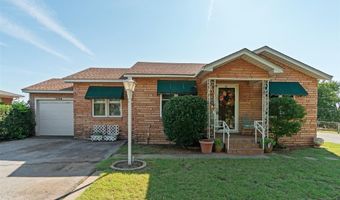 1703 S Mission St, Anadarko, OK 73005