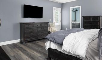 12 Hillside Dr, Charlestown, RI 02813