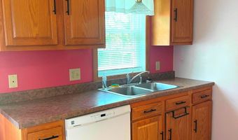 9 Crate Ln, Canaan, NH 03741