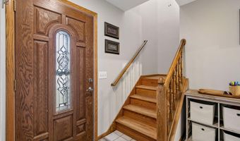 7370 158th St W, Apple Valley, MN 55124