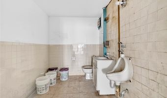 243 Main Ave, Aliquippa, PA 15001