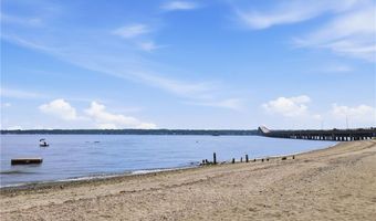 50 Plum Point Rd, North Kingstown, RI 02874