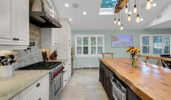 26 Herb Rd, Middletown, NJ 07748