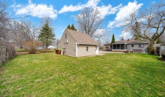 727 Springbrook Ave, Adrian, MI 49221
