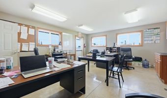 135 E Brown Dr, Avilla, IN 46710