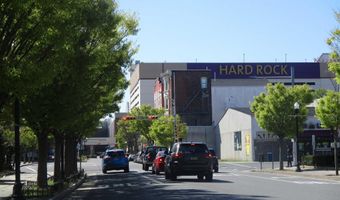 925 Atlantic Ave, Atlantic City, NJ 08401