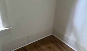 6 Henry St, Amsterdam, NY 12010