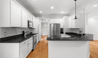 1773 Town Home Dr, Apex, NC 27502