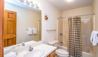 B-22 Eagle Ridge Condo Road Unit 22, Bartlett, NH 03812