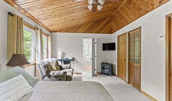 594 E Harrod Rd, Austin, IN 47102