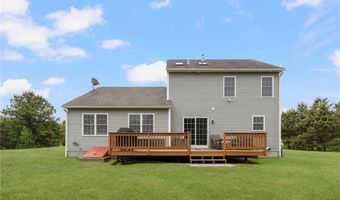 101 Austin Meadows Ln, North Kingstown, RI 02852
