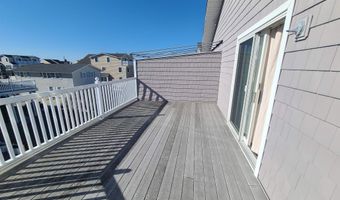 304 78th St, Avalon, NJ 08202