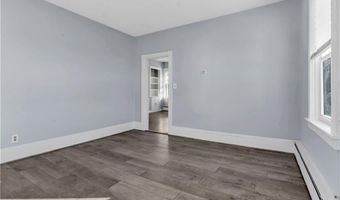 78 Old Oak Ave 2, Cranston, RI 02920