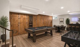 6035 CHATSWORTH Ln, Bethesda, MD 20814