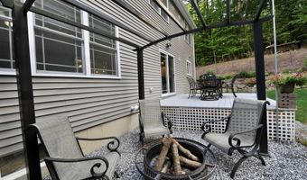 79 New Boston Rd, Bedford, NH 03110