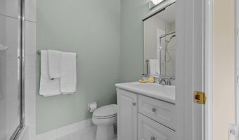 1049 MCKEAN Rd, Ambler, PA 19002