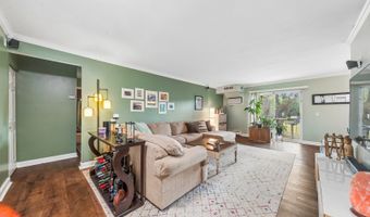 2434 Brandenberry Ct 2A, Arlington Heights, IL 60004
