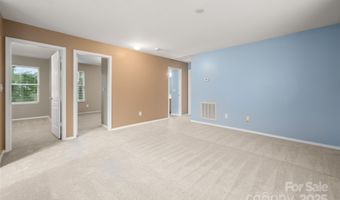 5407 Fenway Dr, Charlotte, NC 28273