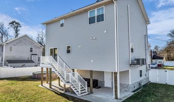 315 Parisen Ave, Bayville, NJ 08721