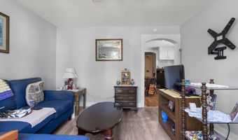 72 S St Ext, Bristol, CT 06010
