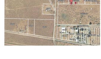 31 32 First Ave, Big Water, UT 84741