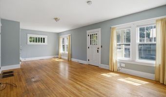 301 Elm St, Bennington, VT 05201