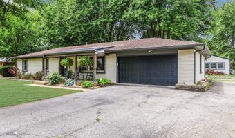 110 N Tresslar Ave, Bargersville, IN 46106