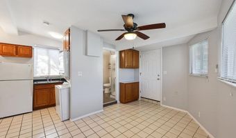 9535 Lakeview Dr, La Mesa, CA 91942