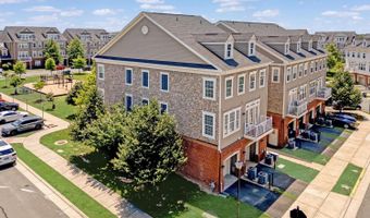 42550 SUNSET RIDGE Sq, Ashburn, VA 20148