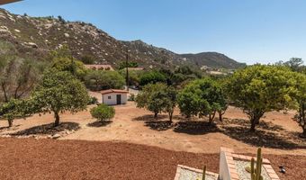 1650 Silver Tree Ln, Escondido, CA 92026