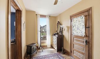144 W MAIN St, Adamstown, PA 19501