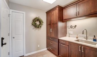 6350 Trailridge Ct, Miami, OH 45140