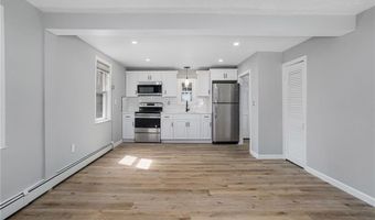 17 Padelford Ave, East Providence, RI 02915