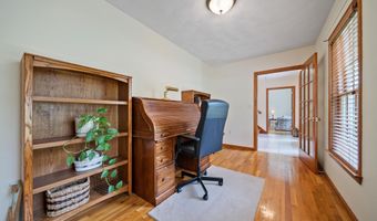6 Carriage Chase Ln, Atkinson, NH 03811