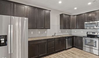 556 Dylan Dr, Avon, IN 46123