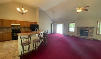 170 Penn Forest Trl, Albrightsville, PA 18210