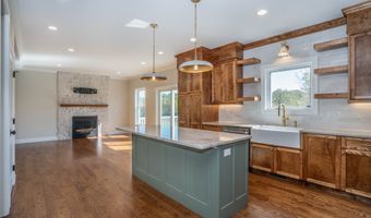 953 High Rd, Berlin, CT 06037