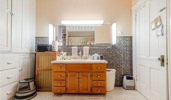 400 N 3rd St, Atchison, KS 66002